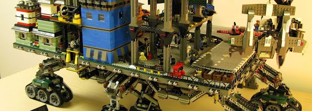 LEGO MOC Crawler Town by Dave DeGobbi