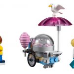 LEGO Creator Expert Roller Coaster 10261 | Minifigures